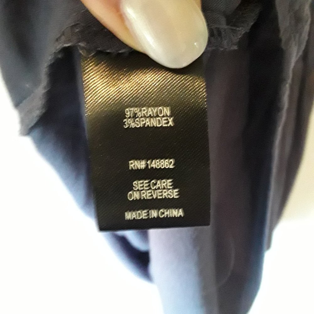 Like New Torrid blue tank top - Picture 6 of 6